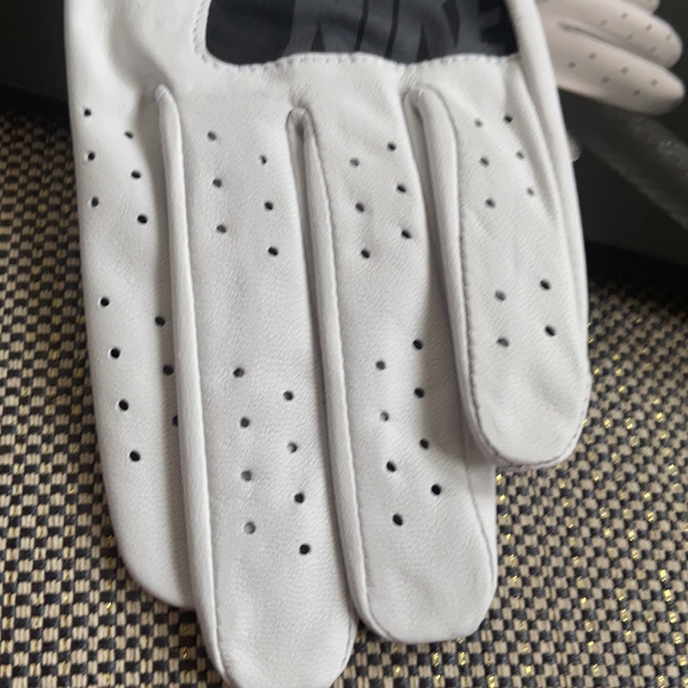 Nike golf glove - Picture 8 of 9